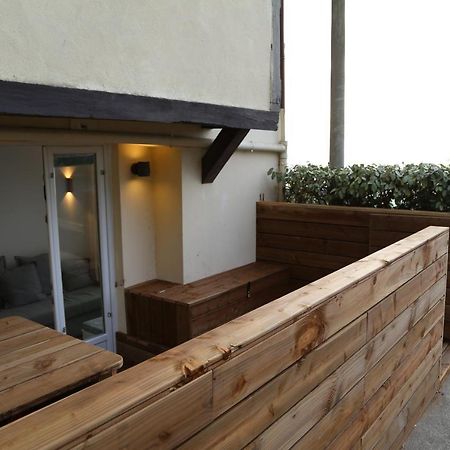 Appartement Face Mer Avec Terrasse Et Parking Trouville-sur-Mer Esterno foto